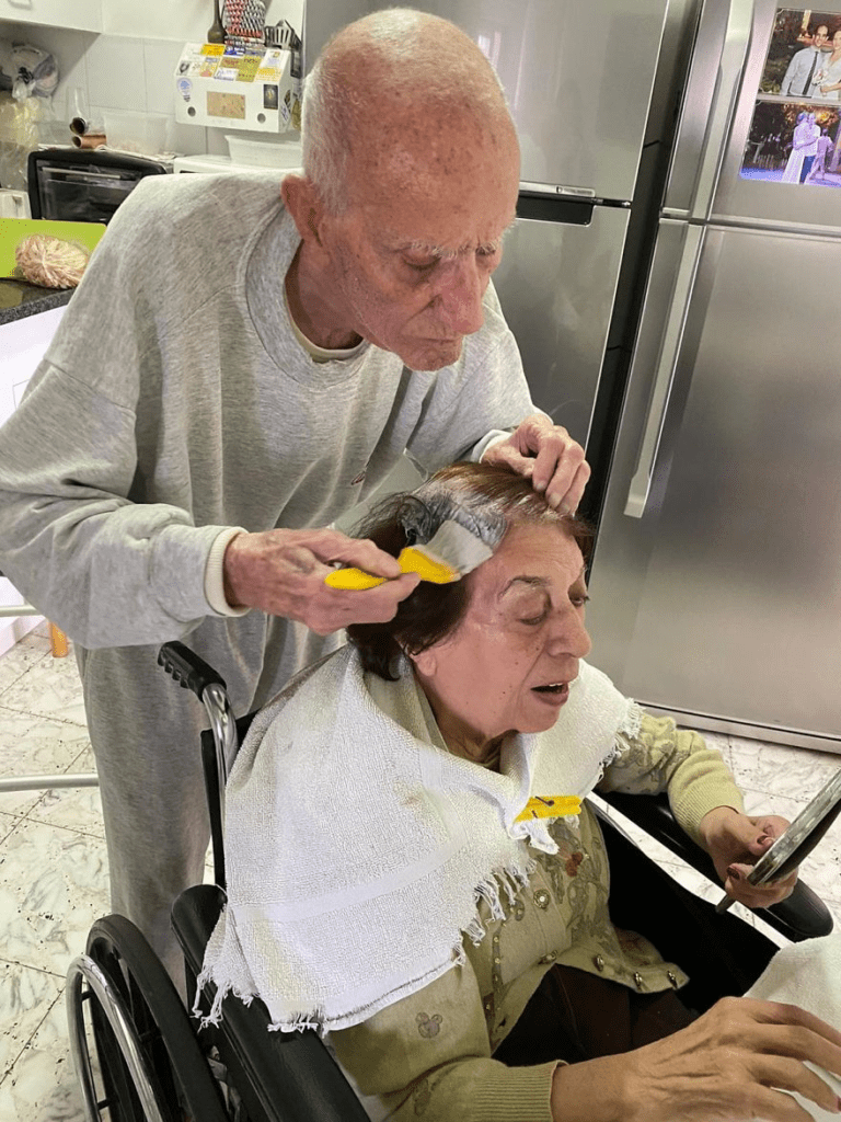 Man Dyes Wife's Hair